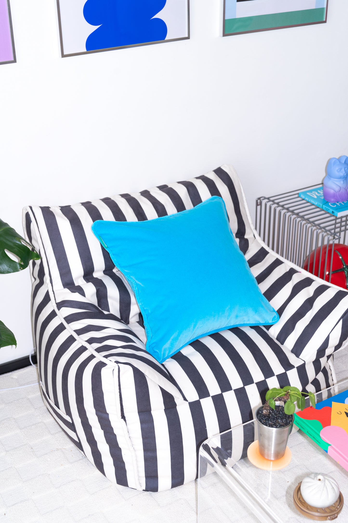 Velvet Cushion - Bubblegum